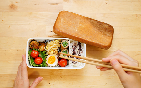 歯科衛生士_１日の流れ03_お昼休憩